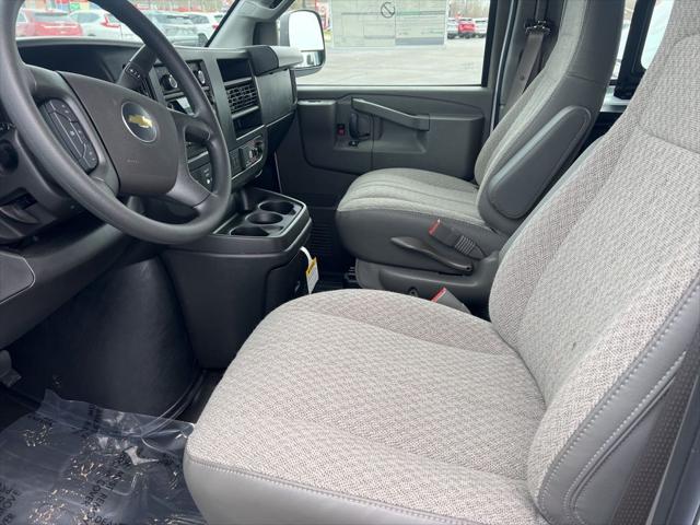 2026 Chevrolet Express Cargo Van 2500 Extended Wheelbase, WT, RWD