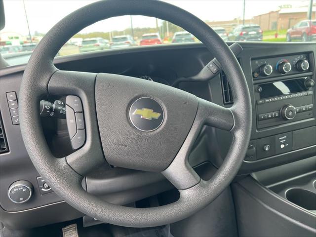 2026 Chevrolet Express Cargo Van 2500 Extended Wheelbase, WT, RWD