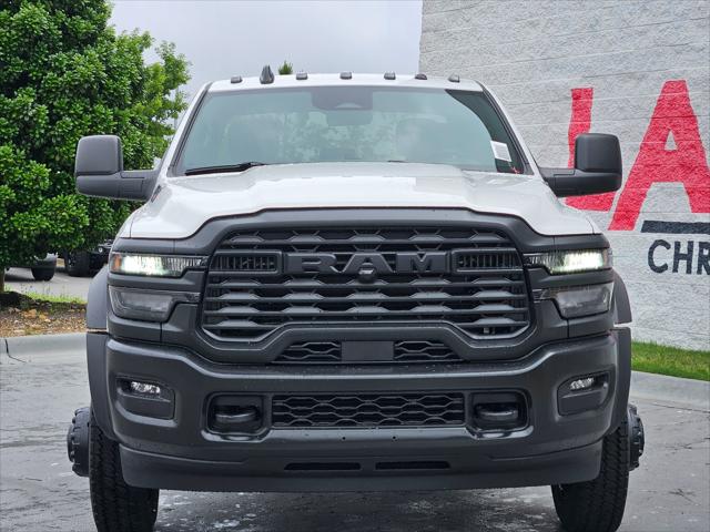 2026 RAM Ram 5500 Chassis Cab RAM 5500 TRADESMAN CHASSIS CREW CAB 4X4 84 CA