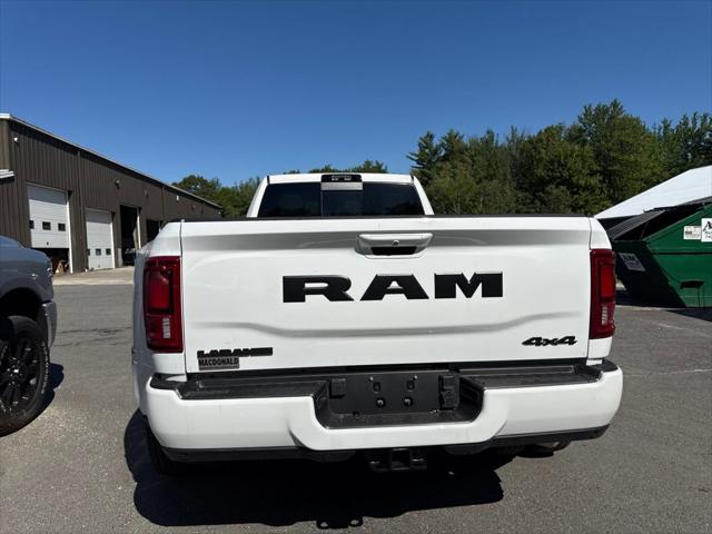2026 RAM Ram 3500 RAM 3500 LARAMIE CREW CAB 4X4 8 BOX