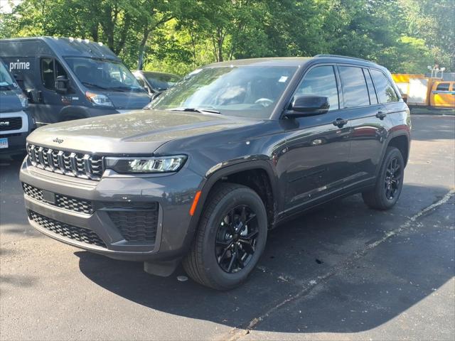 2026 Jeep Grand Cherokee GRAND CHEROKEE LAREDO ALTITUDE 4X4