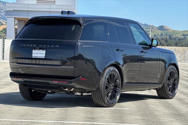 2026 Land Rover Range Rover P530 SE