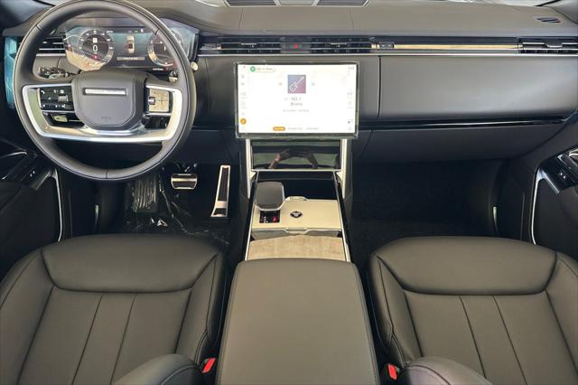 2026 Land Rover Range Rover P530 SE