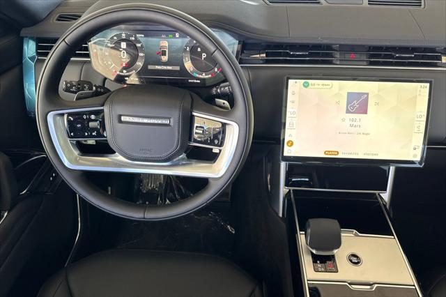 2026 Land Rover Range Rover P530 SE
