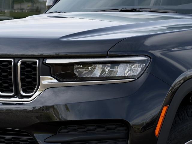 2026 Jeep Grand Cherokee Altitude 4x2