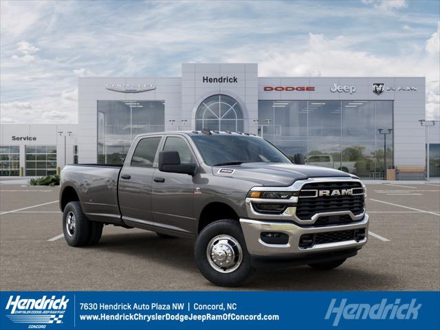 2026 RAM Ram 3500 RAM 3500 TRADESMAN CREW CAB 4X4 8 BOX