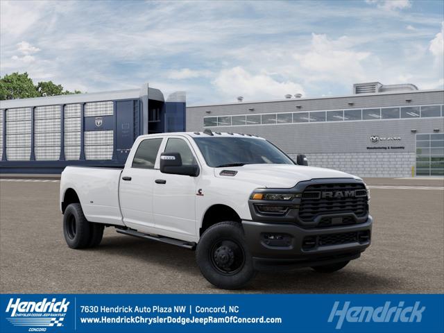 2026 RAM Ram 3500 RAM 3500 TRADESMAN CREW CAB 4X4 8 BOX