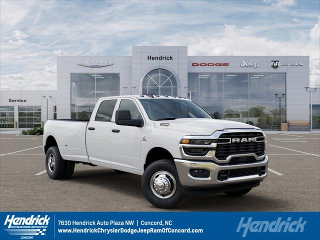 2026 RAM Ram 3500 RAM 3500 TRADESMAN CREW CAB 4X4 8 BOX