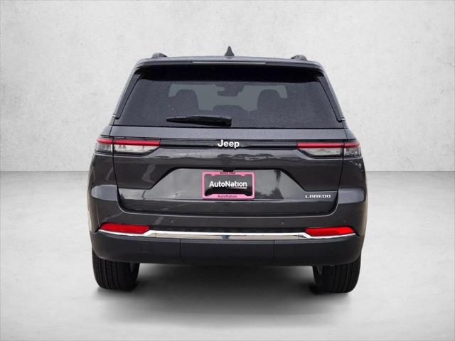 2026 Jeep Grand Cherokee Laredo 4x2