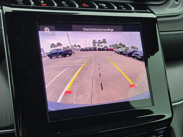 2026 Jeep Grand Cherokee Laredo 4x2