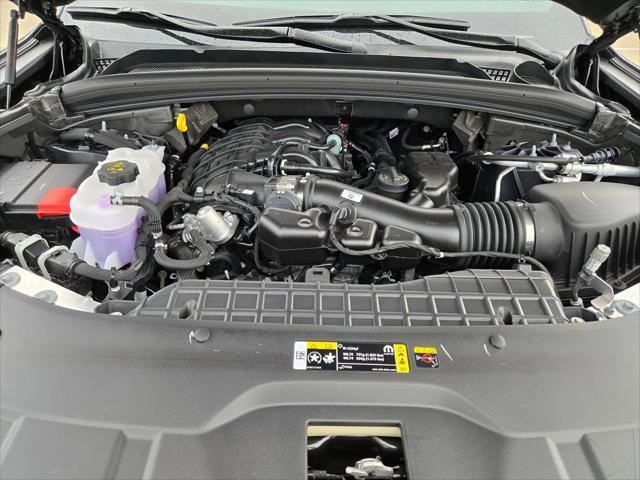 2026 Jeep Grand Cherokee Laredo 4x2