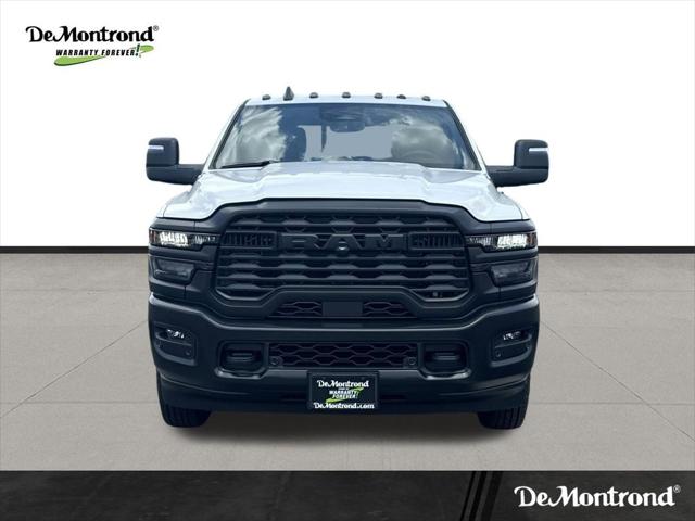 2026 RAM Ram 3500 RAM 3500 TRADESMAN CREW CAB 4X4 8 BOX