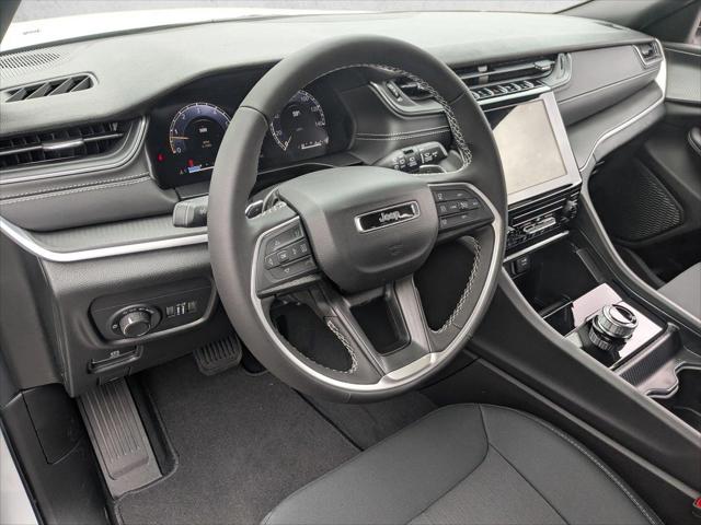 2026 Jeep Grand Cherokee GRAND CHEROKEE LAREDO 4X2
