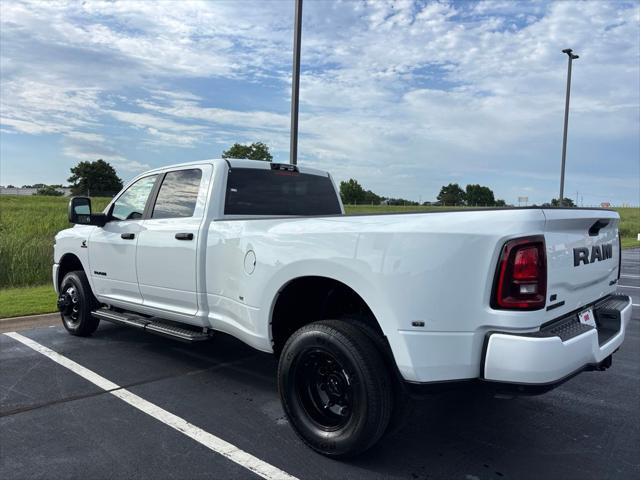 2026 RAM 3500 RAM 3500 BIG HORN CREW CAB 4X4 8 BOX