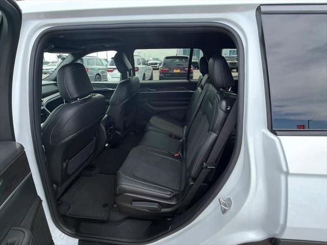 2026 Jeep Grand Cherokee Altitude 4x4
