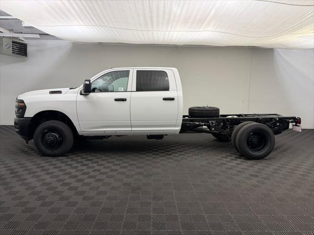 2026 RAM 3500 Chassis RAM 3500 TRADESMAN CREW CAB CHASSIS 4X4 60 CA