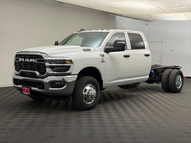 2026 RAM 3500 Chassis RAM 3500 TRADESMAN CREW CAB CHASSIS 4X4 60 CA 2026 RAM 3500 Chassis RAM 3500 TRADESMAN CREW CAB CHASSIS 4X4 60 CA