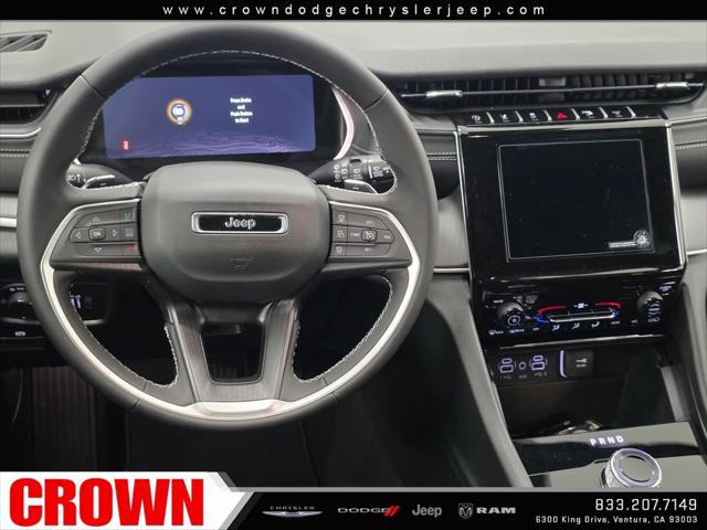 2026 Jeep Grand Cherokee Laredo 4x2