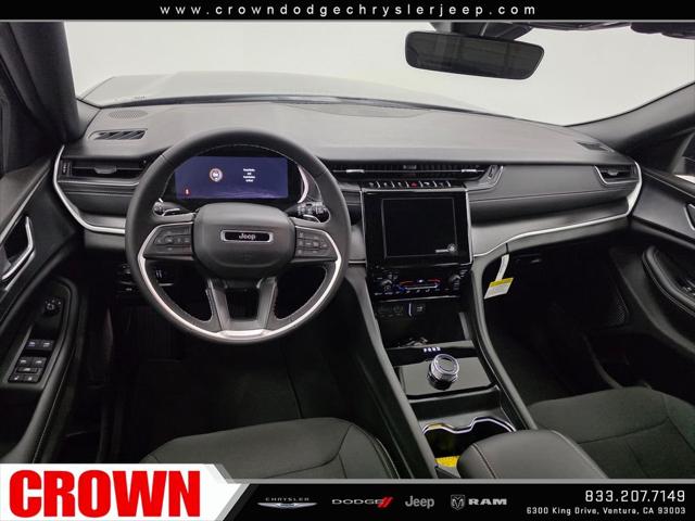 2026 Jeep Grand Cherokee Laredo 4x2