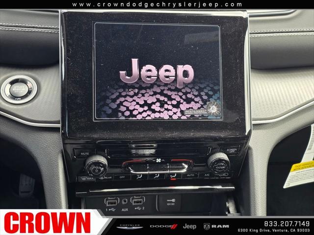 2026 Jeep Grand Cherokee Laredo 4x2