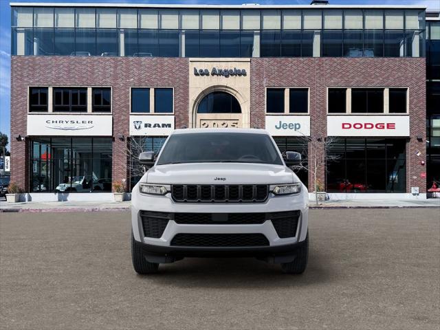 2026 Jeep Grand Cherokee L Altitude 4x4
