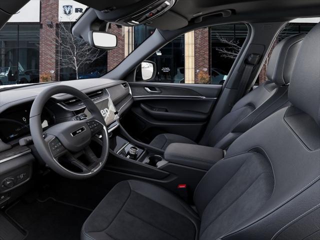 2026 Jeep Grand Cherokee L Altitude 4x4