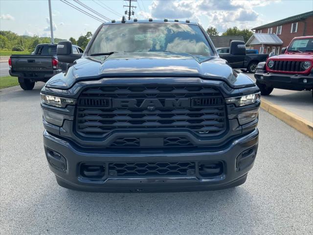 2026 RAM 3500 RAM 3500 BIG HORN CREW CAB 4X4 8 BOX