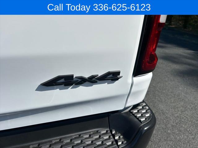 2026 Ram 1500 Tradesman Crew Cab 4x4 57 Box