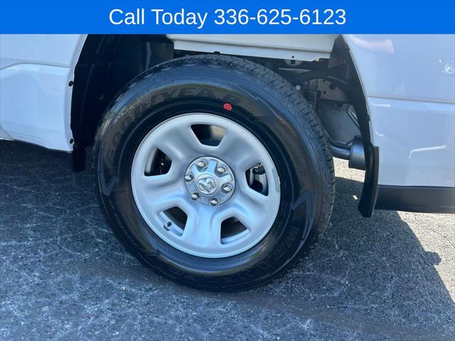 2026 Ram 1500 Tradesman Crew Cab 4x4 57 Box