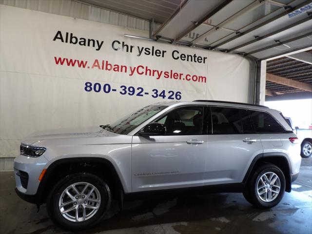 2026 Jeep Grand Cherokee Altitude 4x4 for sale in Albany, MN