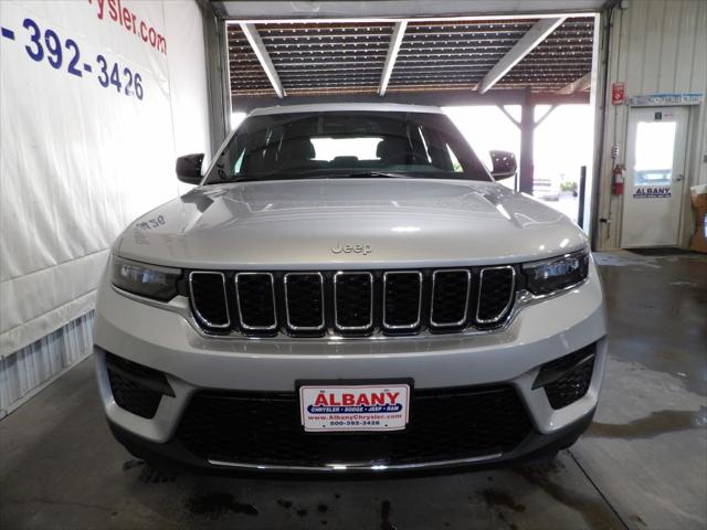 2026 Jeep Grand Cherokee Altitude 4x4