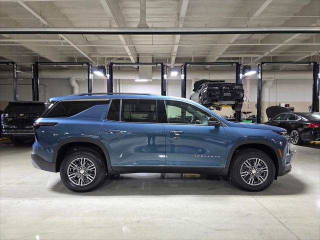 2026 Chevrolet Traverse FWD LT