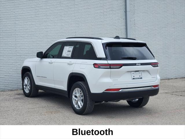 2026 Jeep Grand Cherokee GRAND CHEROKEE LAREDO X 4X4