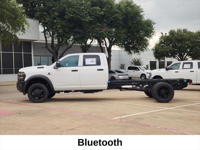2026 RAM 5500 Chassis RAM 5500 TRADESMAN CHASSIS CREW CAB 4X4 84 CA