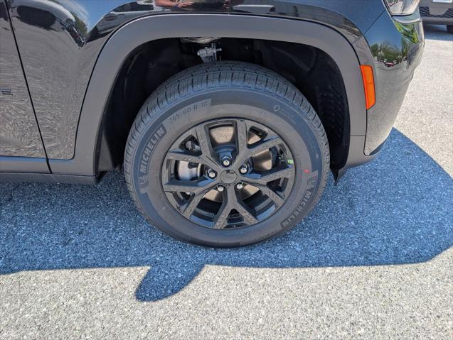 2026 Jeep Grand Cherokee GRAND CHEROKEE L LAREDO ALTITUDE 4X4 2026 Jeep Grand Cherokee GRAND CHEROKEE L LAREDO ALTITUDE 4X4