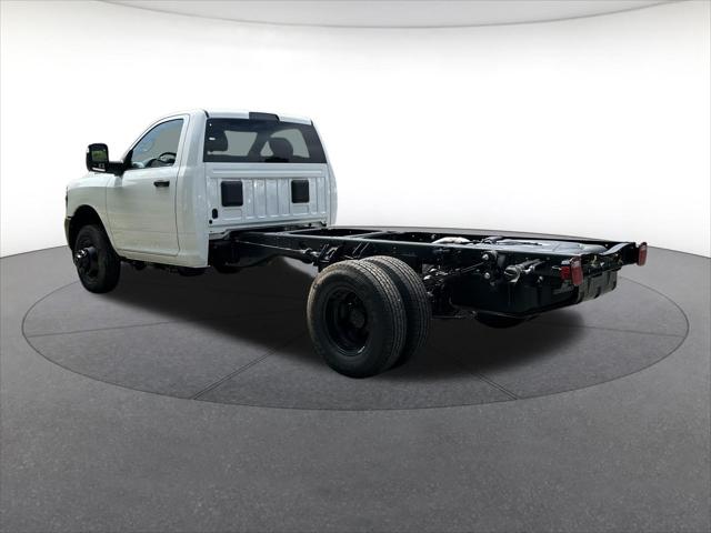 2026 RAM 3500 Chassis RAM 3500 TRADESMAN CHASSIS REGULAR CAB 4X4 84 CA