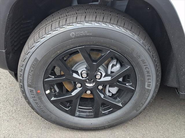 2026 Jeep Grand Cherokee Altitude 4x4