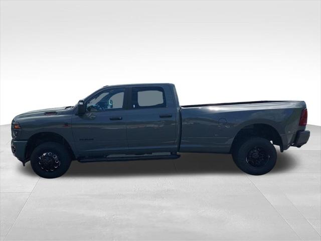 2026 RAM 3500 RAM 3500 BIG HORN CREW CAB 4X4 8 BOX