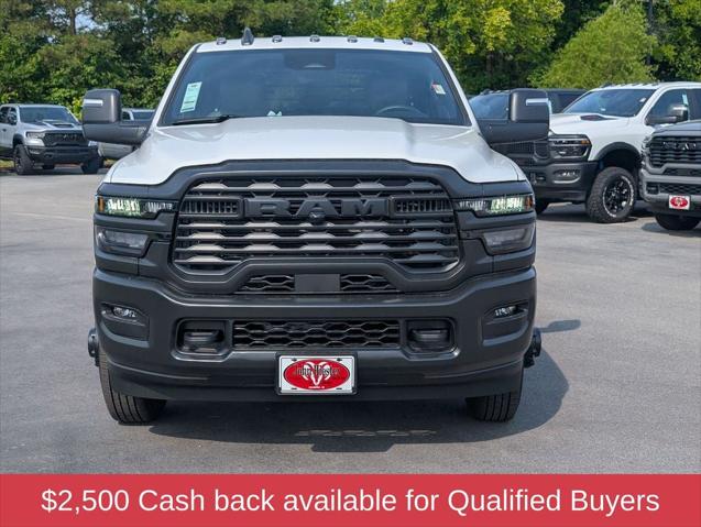 2026 RAM 3500 Chassis RAM 3500 TRADESMAN CREW CAB CHASSIS 4X4 60 CA