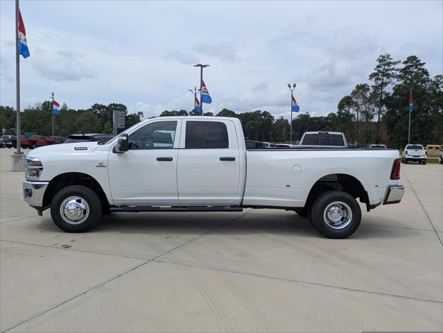 2026 RAM Ram 3500 RAM 3500 TRADESMAN CREW CAB 4X4 8 BOX