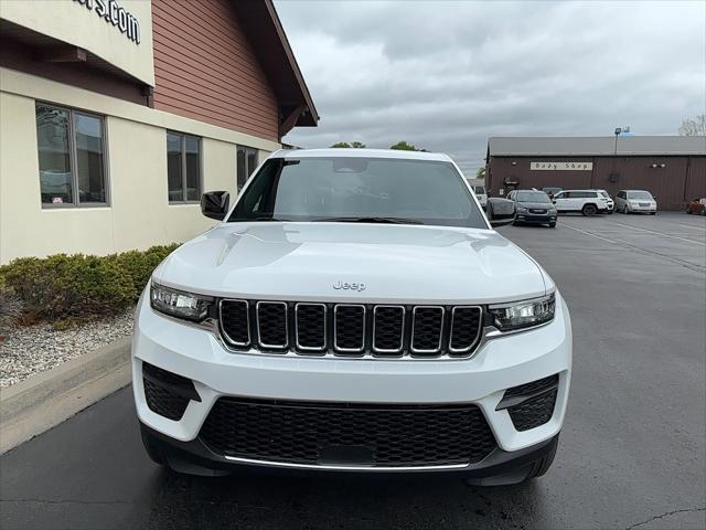 2026 Jeep Grand Cherokee GRAND CHEROKEE LAREDO X 4X4