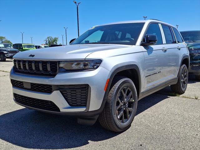 2026 Jeep Grand Cherokee GRAND CHEROKEE LAREDO ALTITUDE 4X4 2026 Jeep Grand Cherokee GRAND CHEROKEE LAREDO ALTITUDE 4X4
