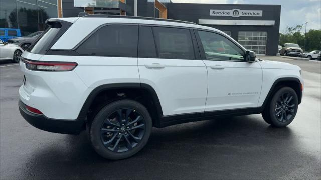 2026 Jeep Grand Cherokee 85th Anniversary Edition