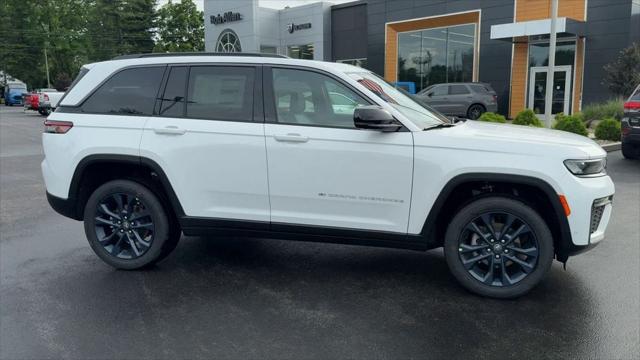 2026 Jeep Grand Cherokee 85th Anniversary Edition