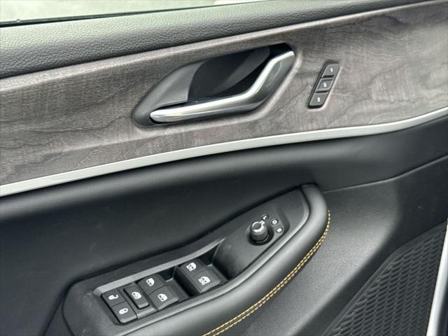 2026 Jeep Grand Cherokee 85th Anniversary Edition