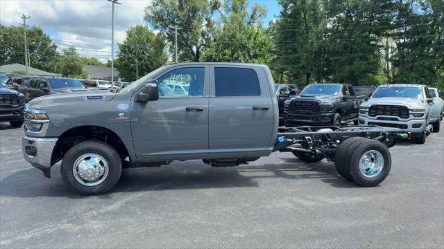 2026 RAM 3500 Chassis RAM 3500 TRADESMAN CREW CAB CHASSIS 4X4 60 CA