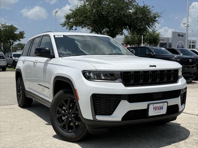 2026 Jeep Grand Cherokee GRAND CHEROKEE LAREDO ALTITUDE 4X4 2026 Jeep Grand Cherokee GRAND CHEROKEE LAREDO ALTITUDE 4X4