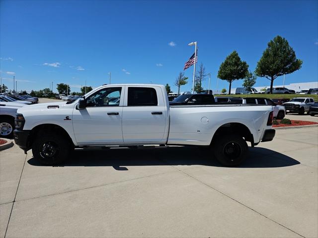 2026 RAM Ram 3500 RAM 3500 TRADESMAN CREW CAB 4X4 8 BOX