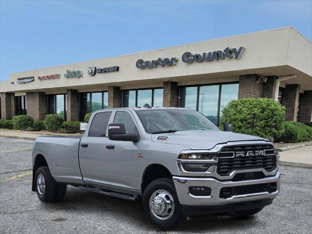 2026 RAM Ram 3500 RAM 3500 TRADESMAN CREW CAB 4X4 8 BOX