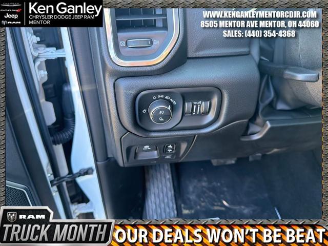 2026 Ram 1500 Laramie Crew Cab 4x4 5'7" Box